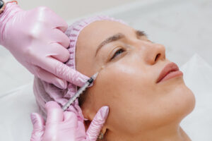 rejuvenecimiento facial clinica medicina estetica taccone procedimiento santiago las condes